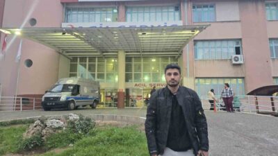 Aydın Devlet Hastanesi Acil Servis binasının bahçesinde, sağlık raporu almak