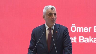 Ticaret Bakanı Ömer Bolat, hükümetin esnafın toplumda ne kadar önemli