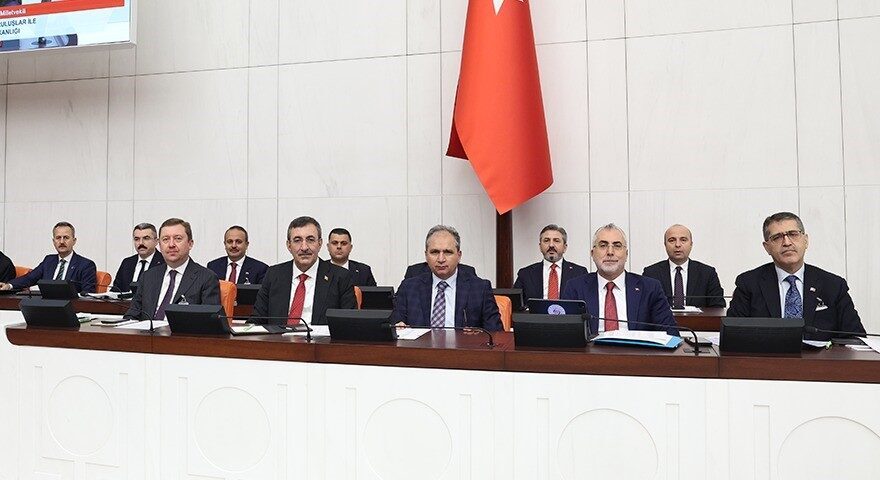 Çalışma ve Sosyal Güvenlik Bakanı Vedat Işıkhan, 2026 yılı asgari