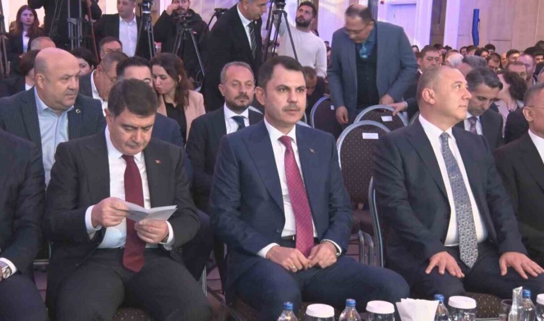 Çevre ve Şehircilik Bakanı Murat Kurum, Ankara’nın Geleceği Zirvesi Programı’nda