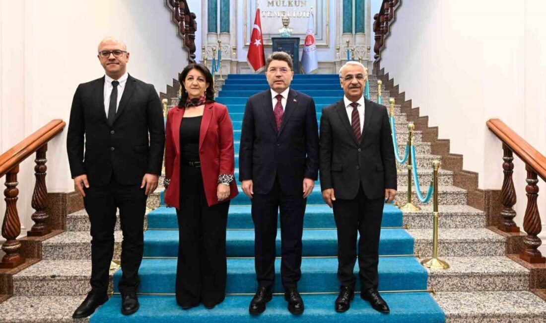 Adalet Bakanı Yılmaz Tunç, DEM Parti İmralı Heyeti üyelerinin ziyaretine