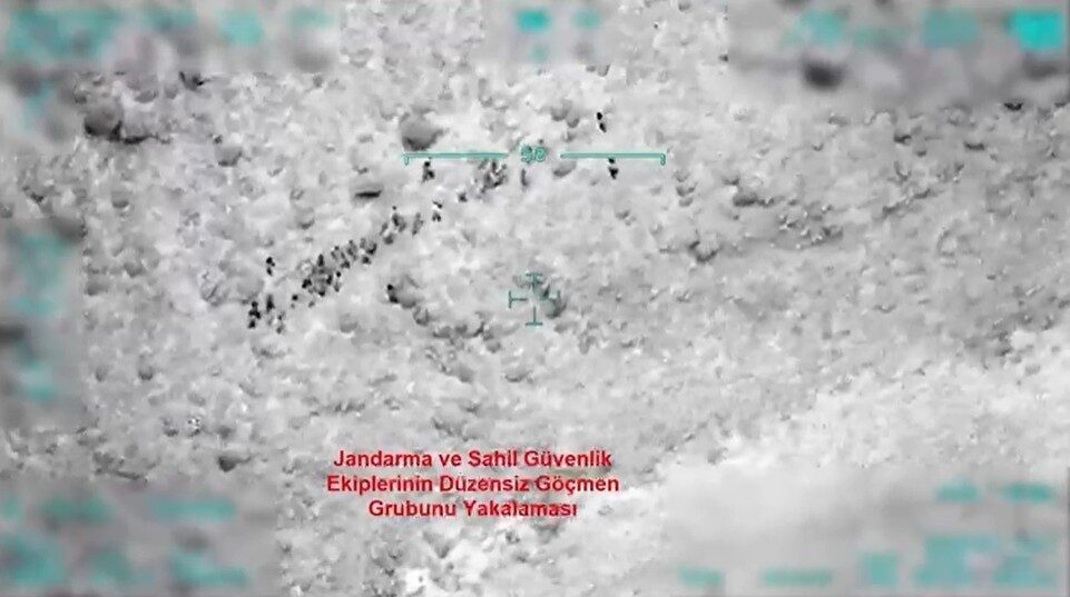 İçişleri Bakanı Ali Yerlikaya, yürütülen operasyonlar kapsamında 14 ilde göçmen