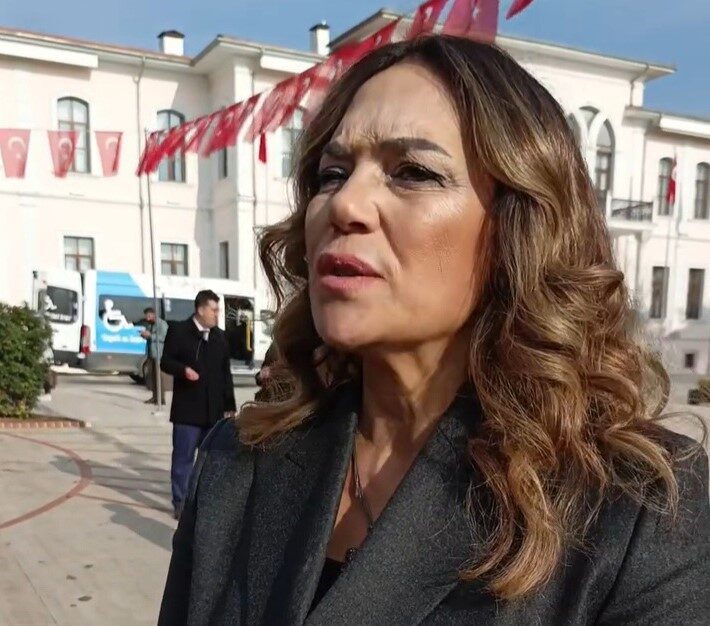Tekirdağ Büyükşehir Belediye Başkanı Candan Yüceer, basında yer alan usulsüzlük