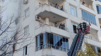 Batman’da 7 katlı bir apartmanda yangın çıktı ve itfaiye ekipleri