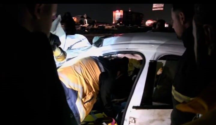 Batman’da bir sürücü, Hasankeyf karayolunda direksiyon kontrolünü kaybederek otomobiliyle takla