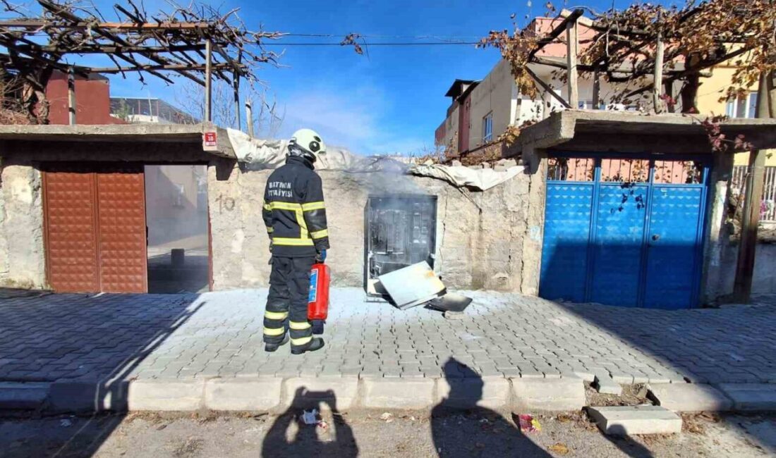 Batman’da öğle saatlerinde meydana gelen bir elektrik trafosu yangını çevre
