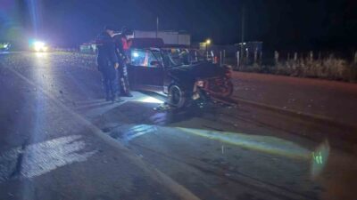 Çanakkale’de meydana gelen trafik kazasında, gece saat 00.30 sıralarında Ezine
