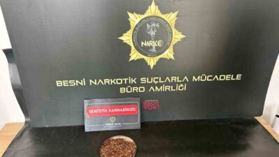 Besni ilçesinde uyuşturucu madde bulundurma suçundan yakalanan bir şüpheli tutuklandı.