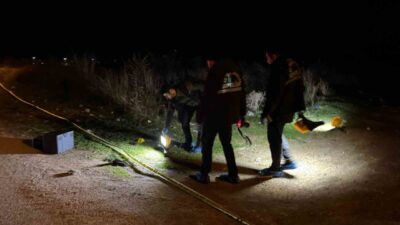 Bilecik’te bir kişi, karnında kesici alet yarasıyla yol kenarında ölü