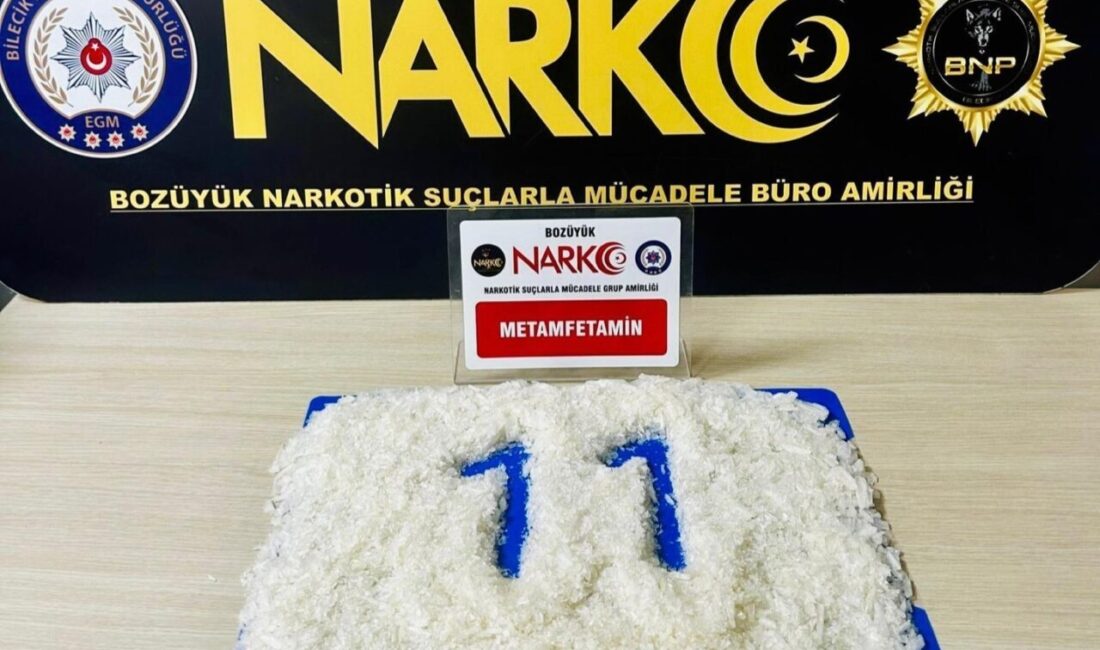 Bilecik ilinin Bozüyük ilçesinde gerçekleştirilen narkotik operasyonda metamfetamin maddesi ele