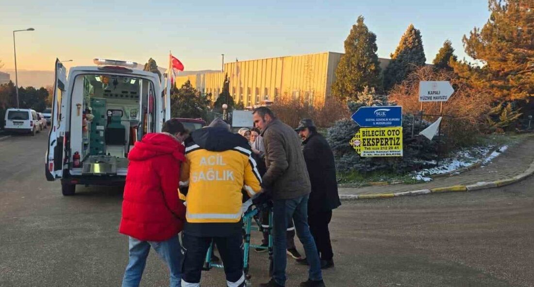 Bilecik’te bir hafif ticari aracın yayaya çarpması sonucu yaya yaralandı.