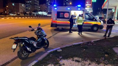 Bilecik’te, motorlu bisiklet ile otomobilin çarpışması sonucu meydana gelen trafik