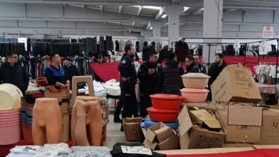 Bilecik’te, kapalı pazar alanında zücaciye ürünleri satan 2 esnaf arasında
