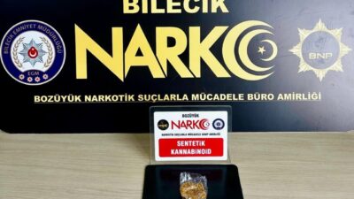 Pazaryeri ilçesinde gerçekleştirilen narkotik operasyonunda uyuşturucu madde ele geçirilirken, 2
