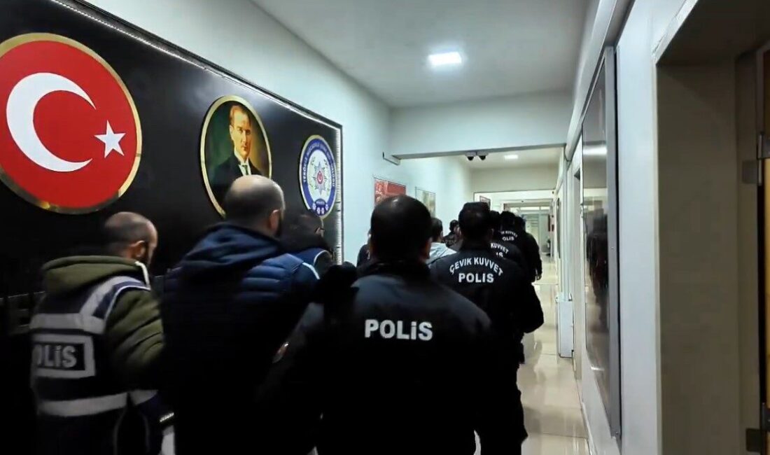 Bingöl merkezli 4 ilde eş zamanlı düzenlenen terör operasyonlarında toplam