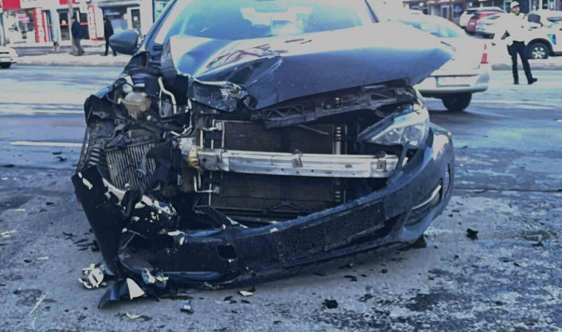 Bitlis’te bir otomobil ile bir motosikletin çarpışması sonucunda bir kişi