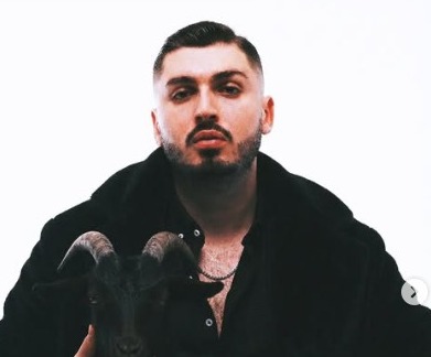 blok3 kaç yaşında