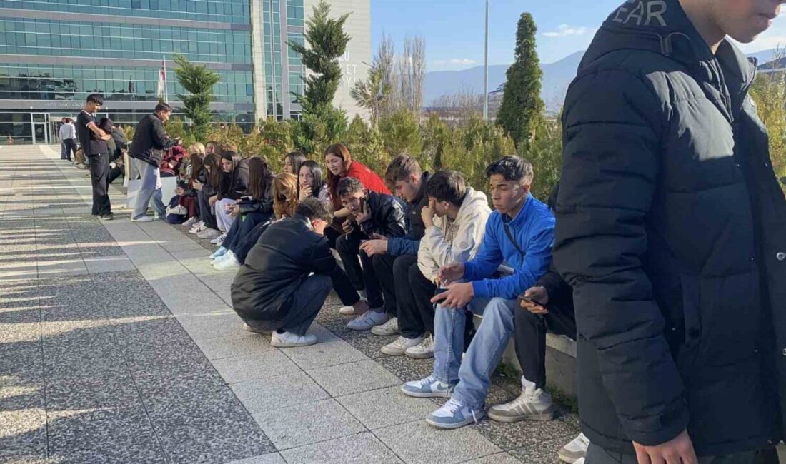 Bolu’da yaşanan park kavgasında hayatını kaybeden Alperen Ömer Toprak’ın (15)