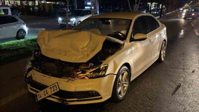 Bolu’da D-100 karayolunda meydana gelen trafik kazasında, 2 kişi yaralandı.