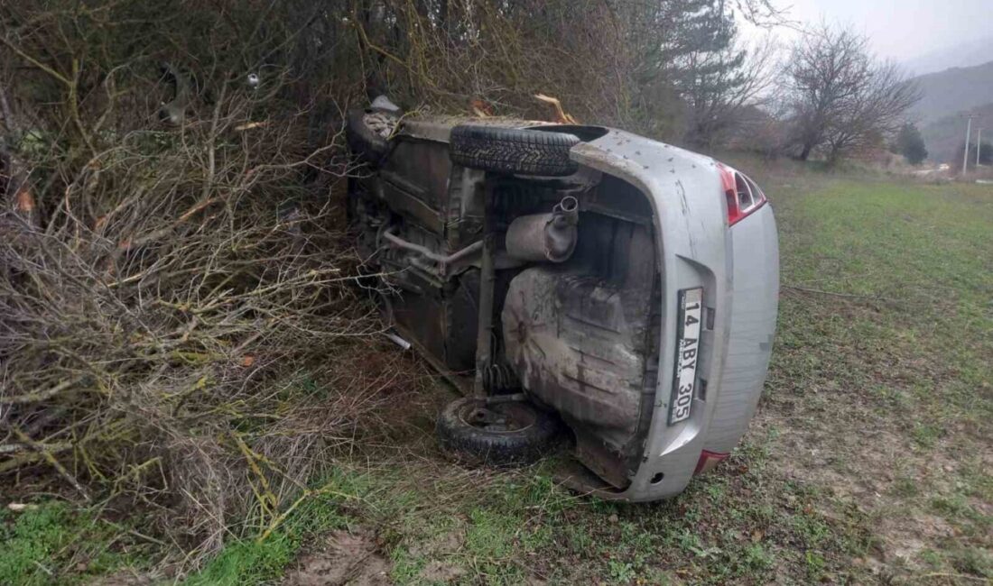 Bir kadın sürücü, Bolu’nun Mudurnu ilçesinde aracının hakimiyetini kaybederek takla