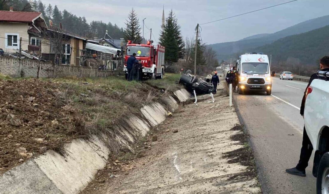 Bolu-Mudurnu karayolunda meydana gelen trafik kazasında bir aracın takla atması