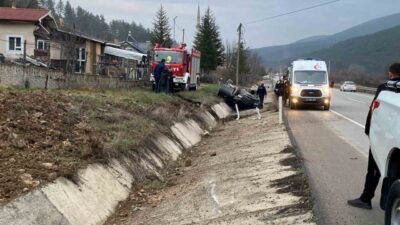 Bolu-Mudurnu karayolunda meydana gelen trafik kazasında bir aracın takla atması