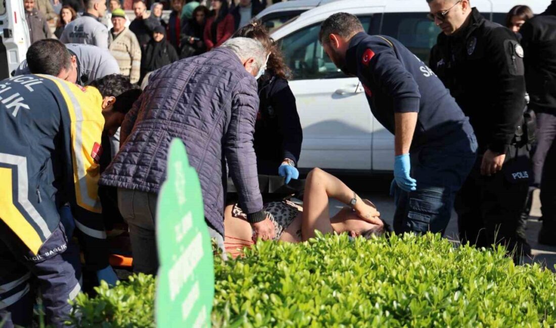 Aydın’ın Efeler ilçesinde, boşanma sürecinde olan bir çiftin adliye önünde