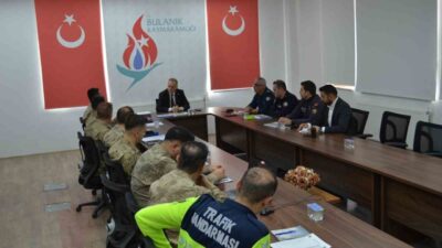 Muş’un Bulanık ilçesinde, Kaymakam Ömer Övünç Koşansu başkanlığında düzenlenen “Aylık