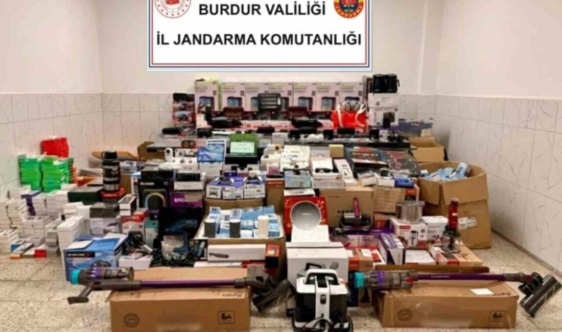 Burdur’da, jandarma ekipleri tarafından yaklaşık 1 milyon 300 bin lira