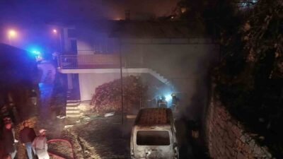 Burdur’un Bucak ilçesinde, gece saatlerinde Çamlık köyünde meydana gelen yangın