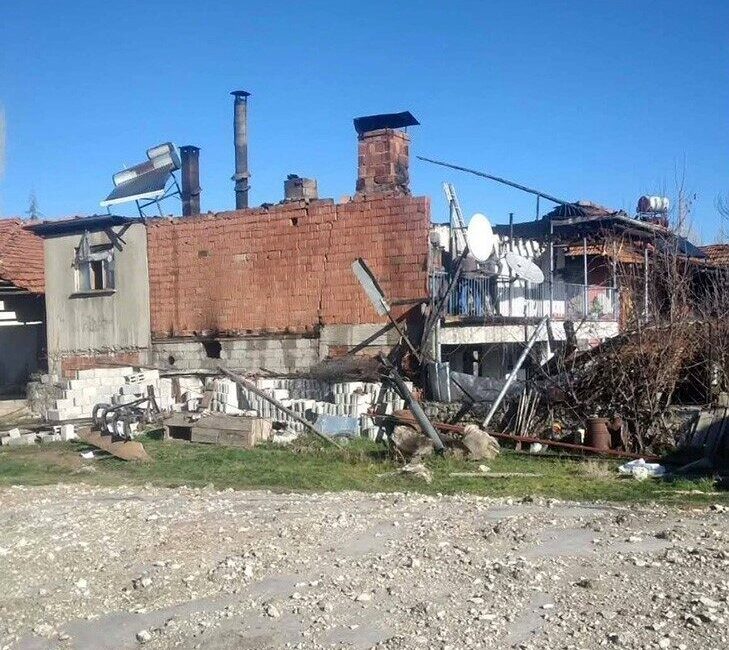 Burdur’un Gölhisar ilçesine bağlı İbecik köyünde, bir ev kalorifer kazanının