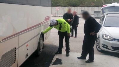 Burdur’da polis ekipleri tarafından yapılan kış lastiği denetimlerinde 23 araca