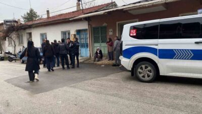 Burdur ilinde, eşinin ulaşmaya çalıştığı ancak ulaşamadığı 74 yaşındaki bir