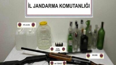 Burdur’da jandarma ekipleri, yılbaşı önlemleri kapsamında gerçekleştirdikleri operasyonlarda kaçak içki