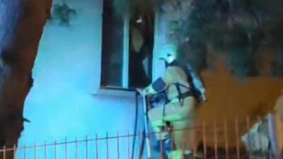Bursa’nın Yıldırım ilçesine bağlı Şükraniye Mahallesi’nde bulunan bir apartmanın 2.