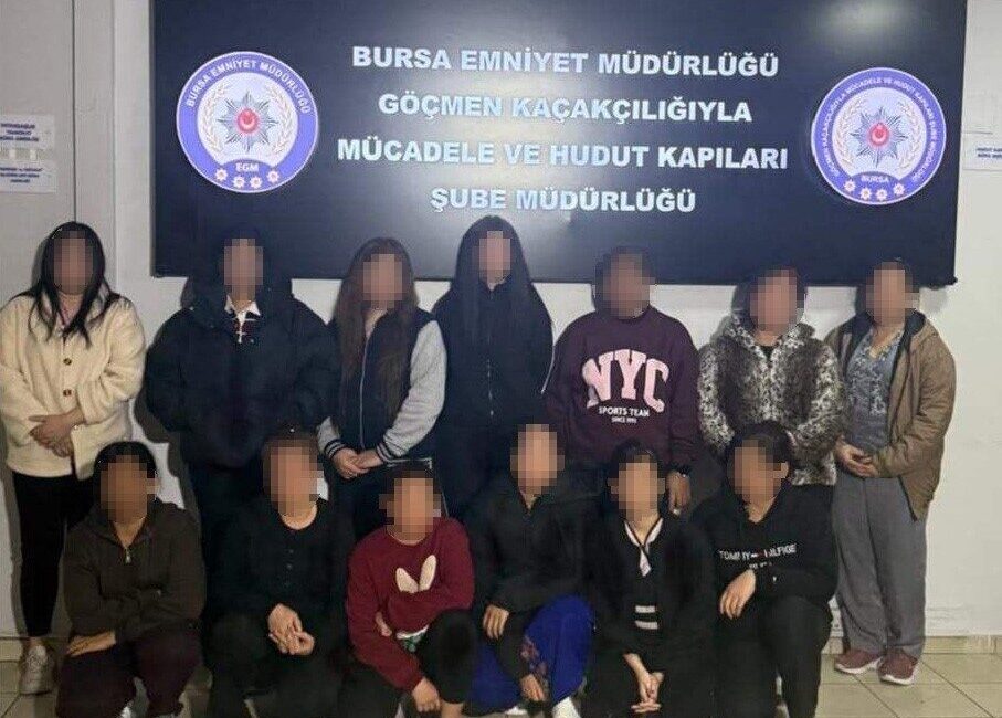 Bursa’da polis, kayıt dışı istihdam ve insan ticaretiyle mücadele kapsamında