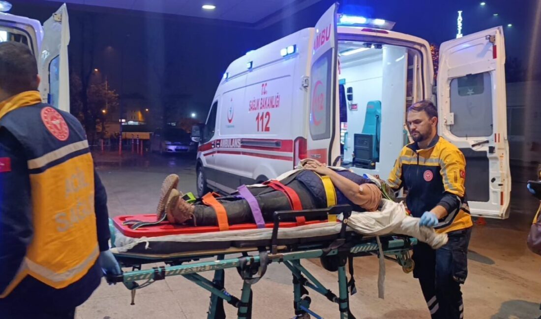 Bursa’nın İnegöl ilçesinde bir yaya, karşıya geçmeye çalışırken bir kamyonetin