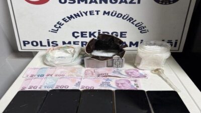 Bursa Emniyet Müdürlüğü ekipleri, uyuşturucu ve uyarıcı madde ticaretine karşı