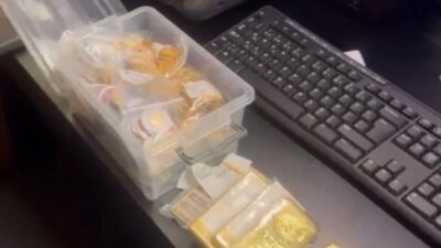 Büyükçekmece Adliyesi Emanet Bürosu’nda görevli zimmet memurunun 50 kilogram gümüş