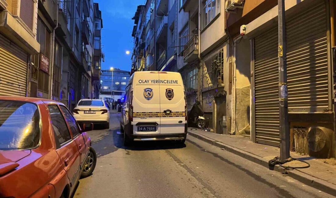 İstanbul’un Bayrampaşa ilçesinde, cam silerken dengesini kaybeden ve 3. kattan