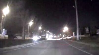 Tekirdağ’da bir otomobilin motosiklete çarptıktan sonra olay yerinden kaçtığı anlar