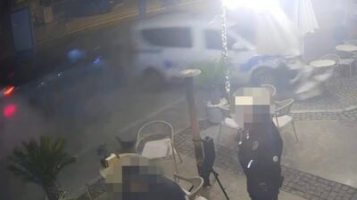 Çeşme ilçesinde yaşanan bir olayda, iddiaya göre aşırı hızla ilerleyen