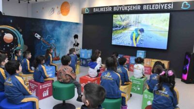 Balıkesir Büyükşehir Belediyesi, çocuklarda çevre bilincini artırmayı ve bilimsel etkileşimli