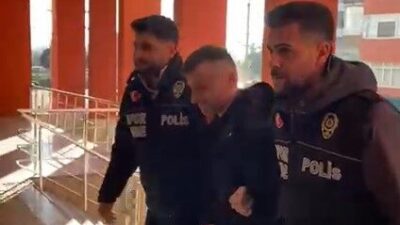 Kocaeli İzmit ilçesinde düzenlenen U-12 Ligi maçında kadın hakeme saldırarak