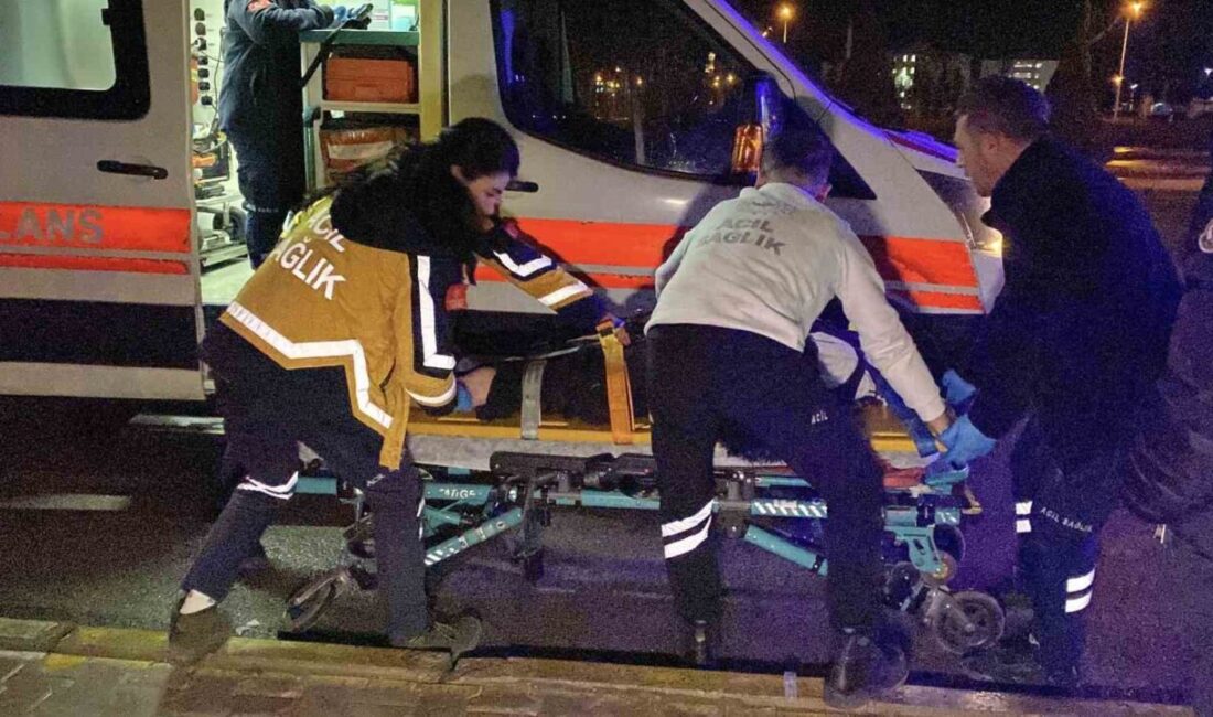 Çorum’da bir motosiklet, Mimar Sinan Mahallesi İnönü Caddesi’nde yolun karşısına