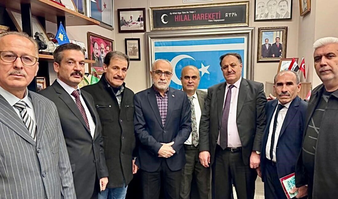 Cumhurbaşkanı Başdanışmanı Yalçın Topçu, Suriye kökenli Türkmenlerden oluşan bir heyeti