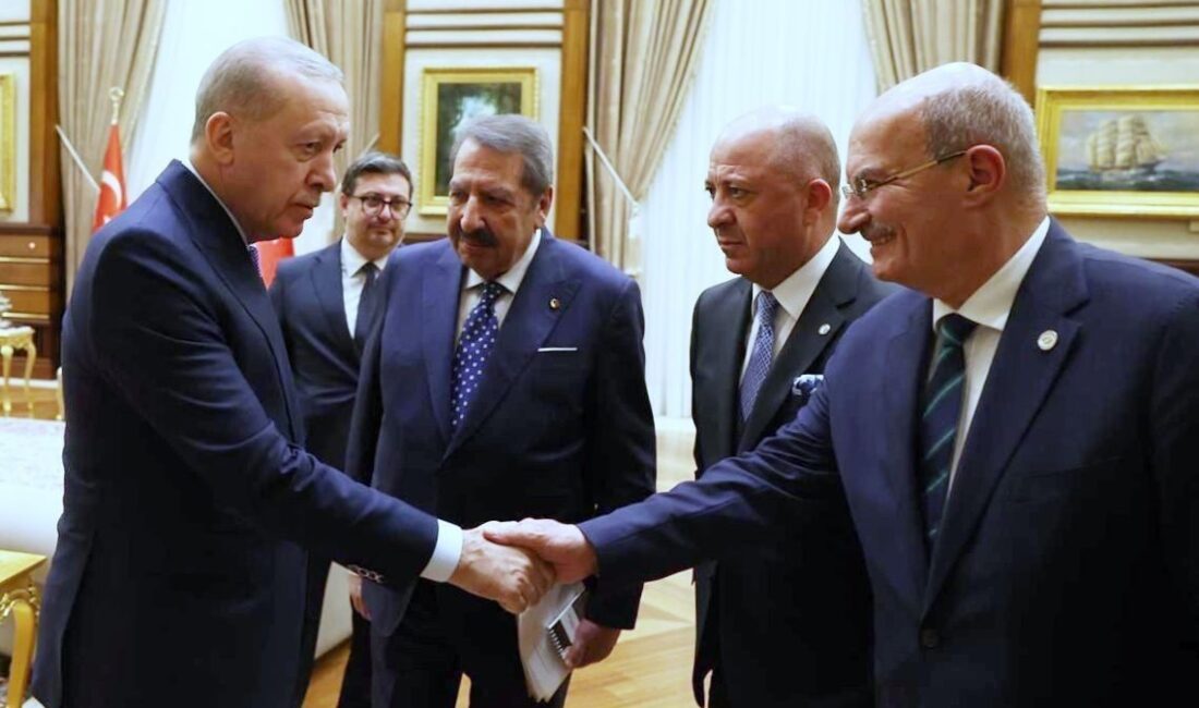 Cumhurbaşkanı Recep Tayyip Erdoğan, Ankara Ticaret Odası (ATO) Başkanı Gürsel