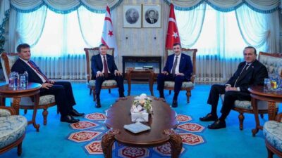 Cumhurbaşkanı Yardımcısı Cevdet Yılmaz, KKTC Başbakanı Ünal Üstel’i Cumhurbaşkanı Yardımcılığı