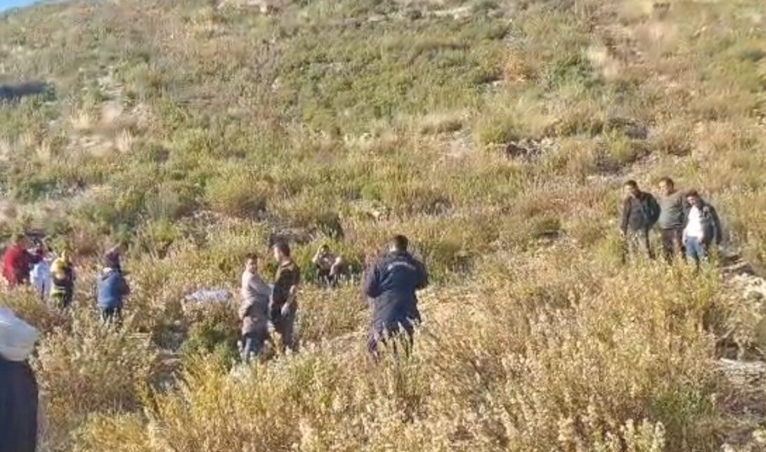 Antalya’nın Gündoğmuş ilçesinde bir dağda mantar toplamak için bulunan 2