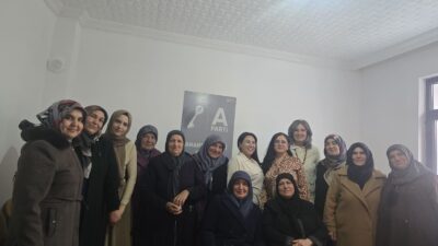 Anahtar Parti Yozgat İl Kadın Kolları Başkanı Nagihan Saraç Ceylan,